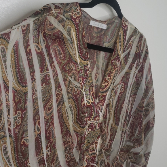 Top - Picture 2 of 3